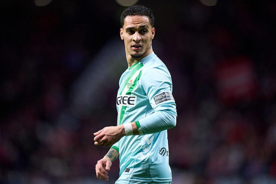 官方网站-为0-5雪耻！25岁曼联弃将轰世界波，率队复仇马竞，赛季已造18球