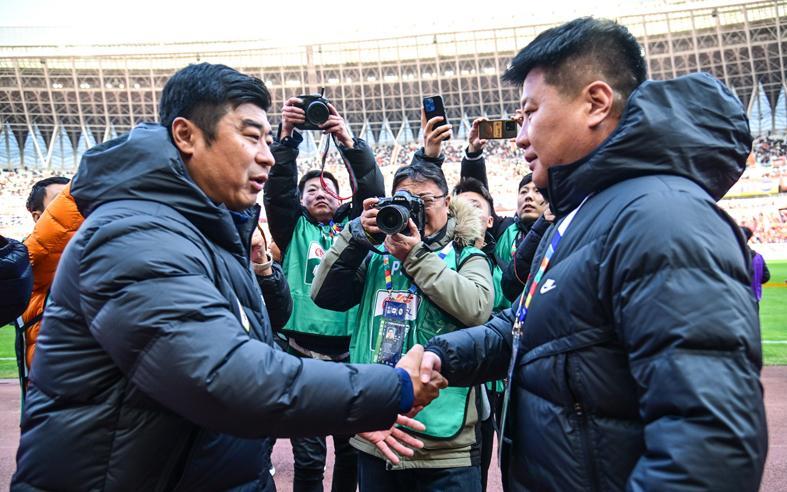 注册领彩金-刘建业两轮就稳了！七土帅下轮大考：李国旭大羽谁先凉？一人更悬